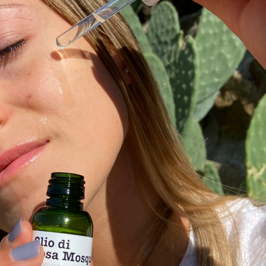 Olio di Rosa Mosqueta puro al 100% per Viso e Corpo