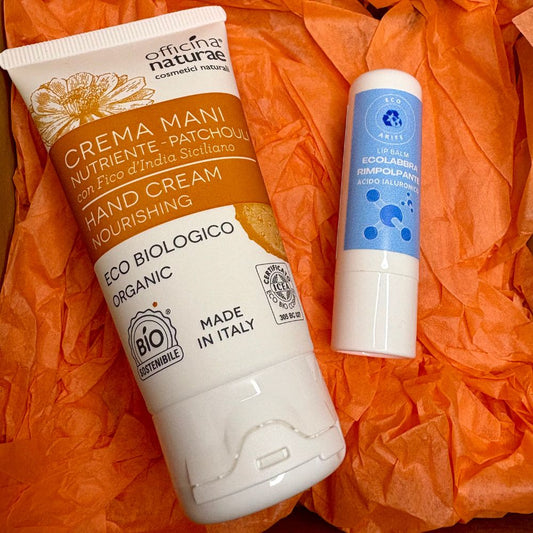 Christmas Care Duo: Mani Morbide & Labbra Idratate